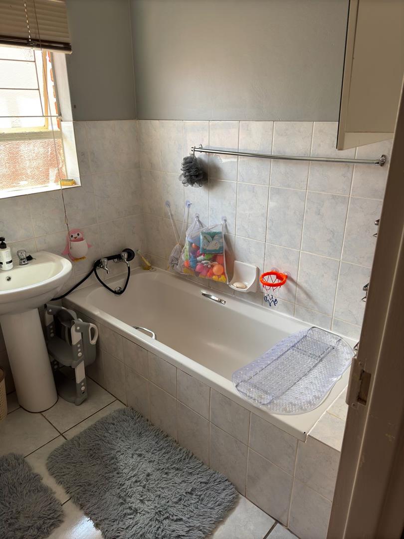 3 Bedroom Property for Sale in Camelot Northern Cape